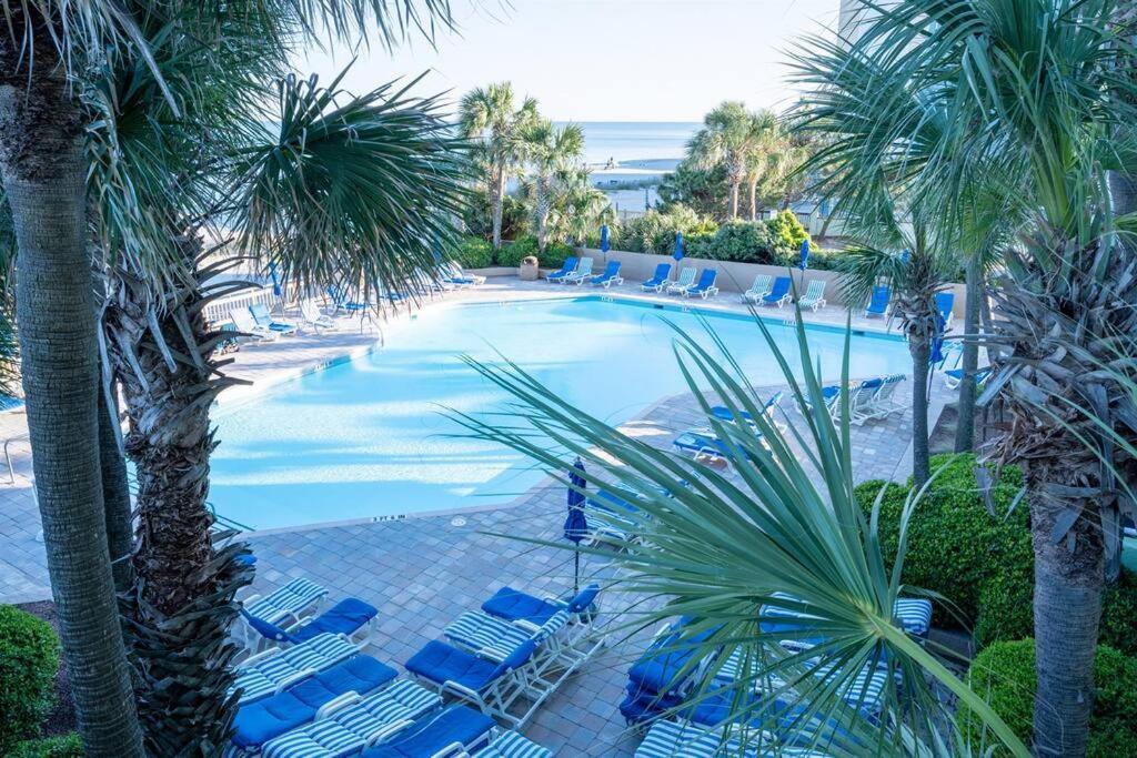 Oceanfront Remodeled With Pools, Coral *